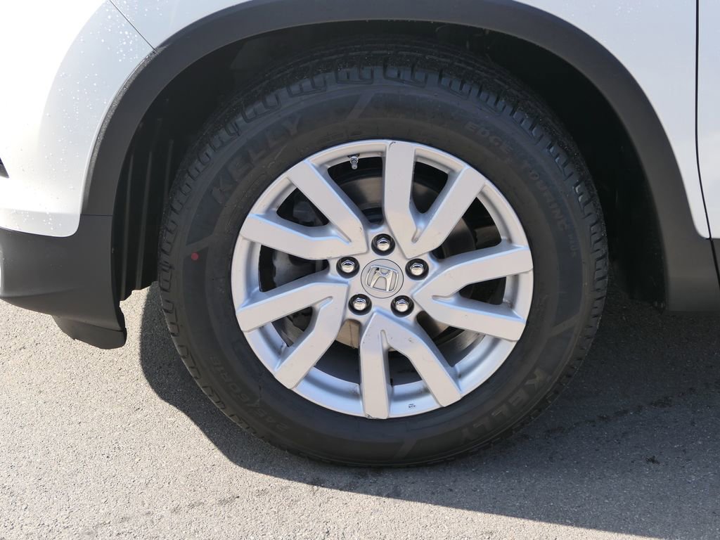 Used 2018 Honda Pilot EX image 10