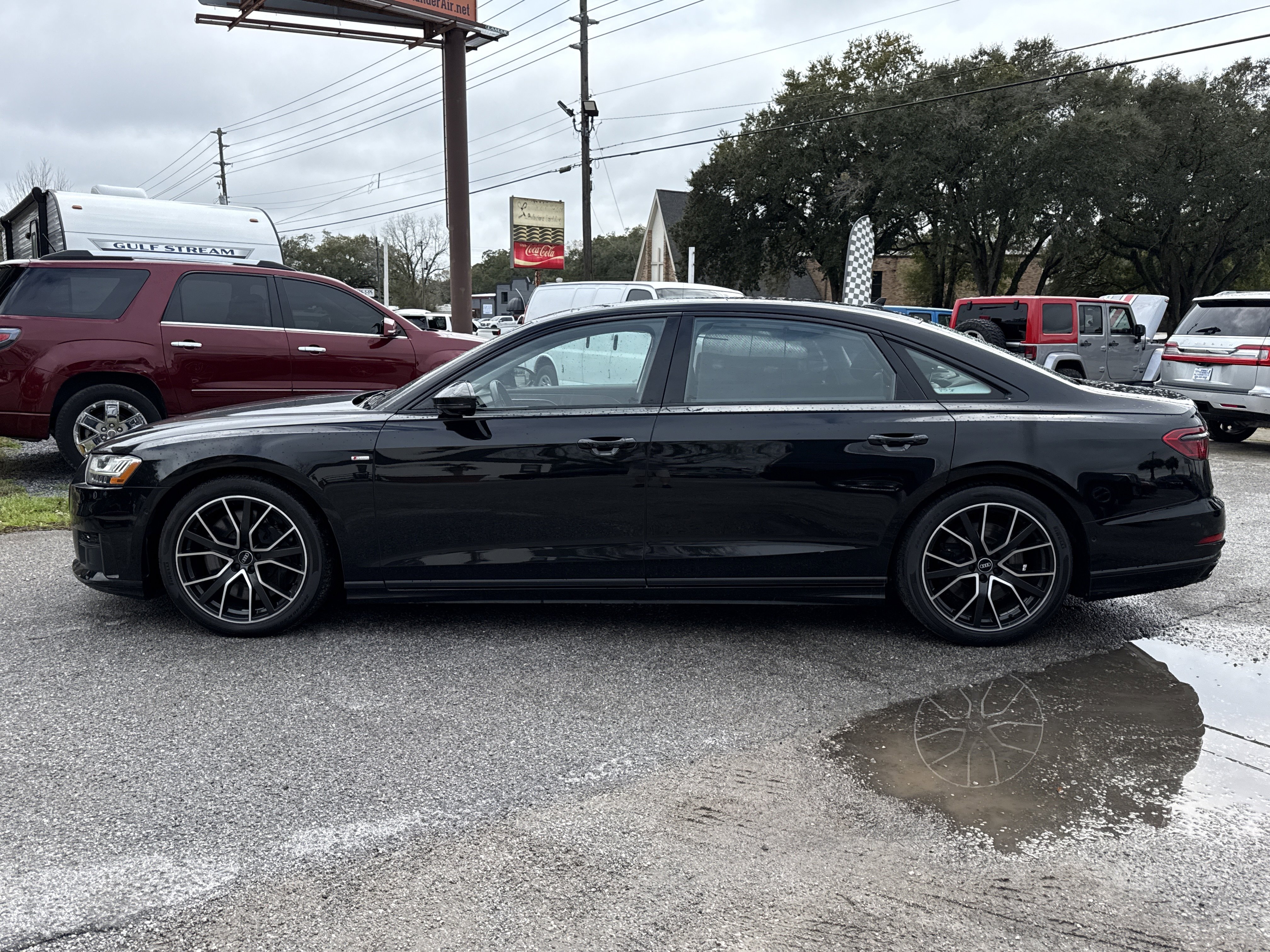 Used 2021 Audi A8 L 4.0T image 2