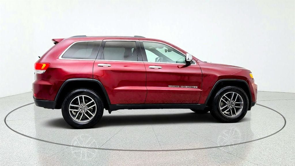 Used 2019 Jeep Grand Cherokee Limited RWD image 4