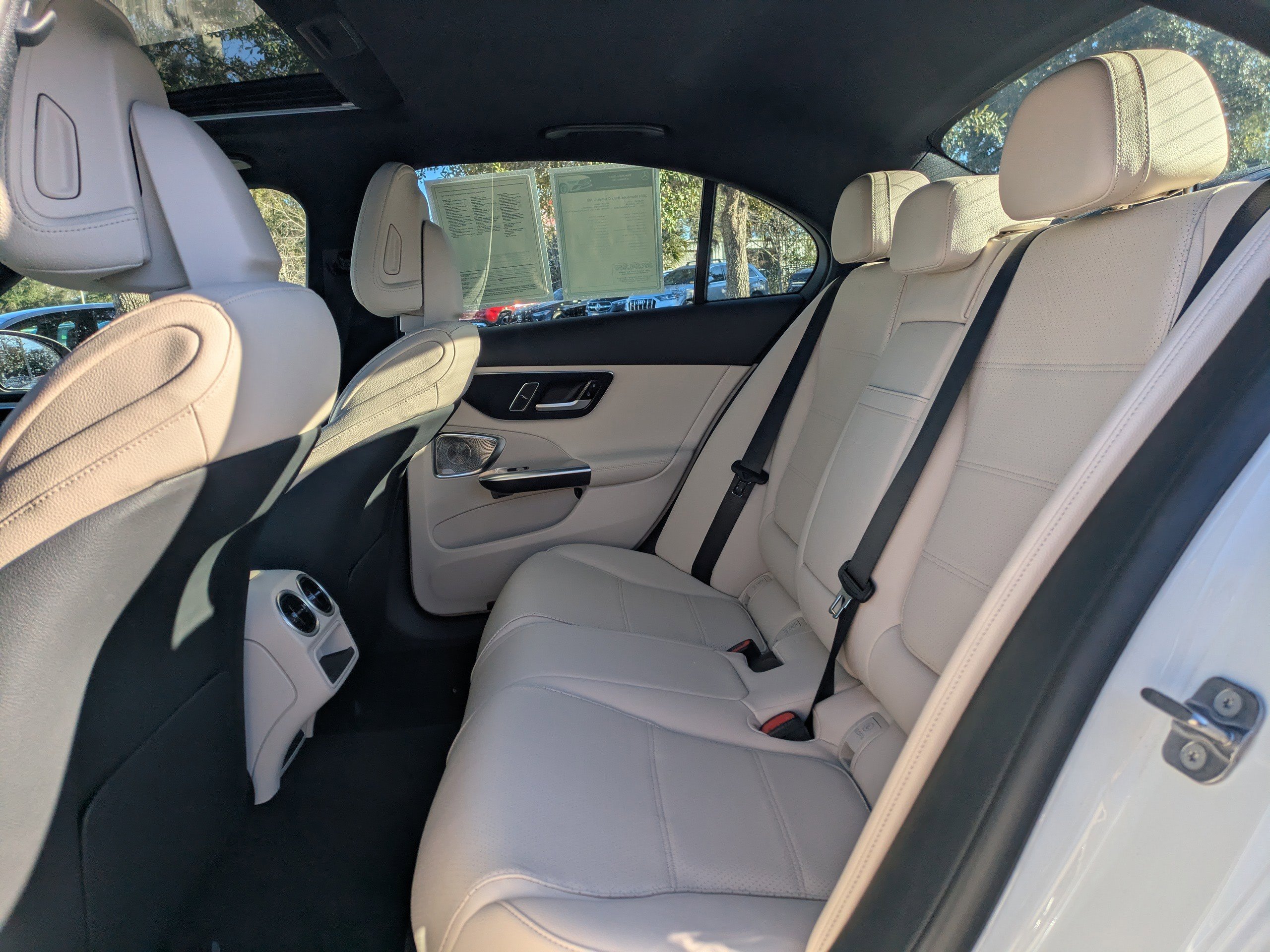 Used 2024 Mercedes-Benz C 300 Sedan image 14