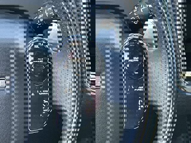 Used 2020 Land Rover Range Rover Velar R-Dynamic S image 14