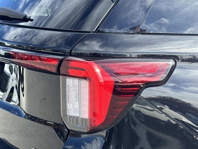 Used 2025 Ford Explorer ST-Line image 10