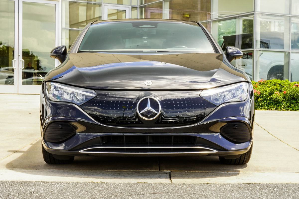 Used 2023 Mercedes-Benz EQE 500 4MATIC Sedan image 7