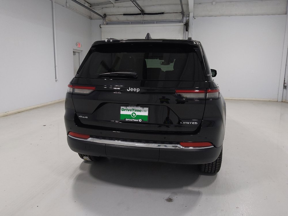 Used 2023 Jeep Grand Cherokee Limited AWD/4WD image 7