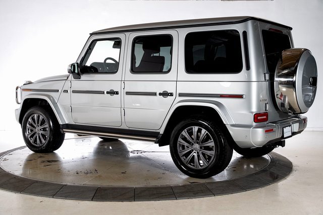 Used 2025 Mercedes-Benz G 550 image 3