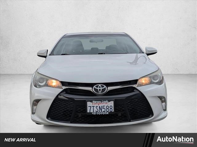 Used 2016 Toyota Camry SE w/ Moonroof Package