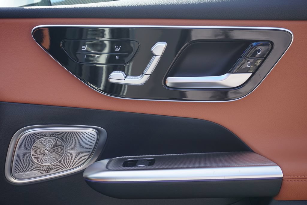 Certified 2026 Mercedes-Benz GLC 300 image 64