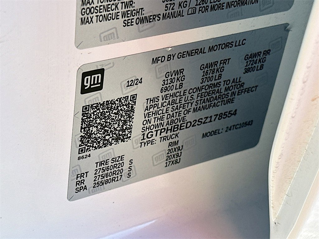 Used 2025 GMC Sierra 1500 SLE image 27