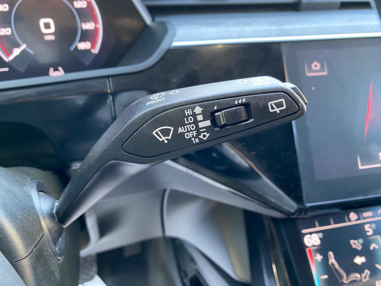 Used 2021 Audi e-tron Premium w/ Convenience Plus Package AWD/4WD image 63