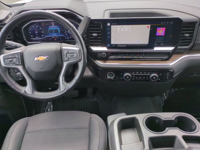Used 2022 Chevrolet Silverado 1500 LT AWD/4WD image 30