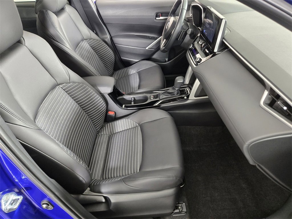 Used 2024 Toyota Corolla Cross XSE w/ Convenience Package image 20