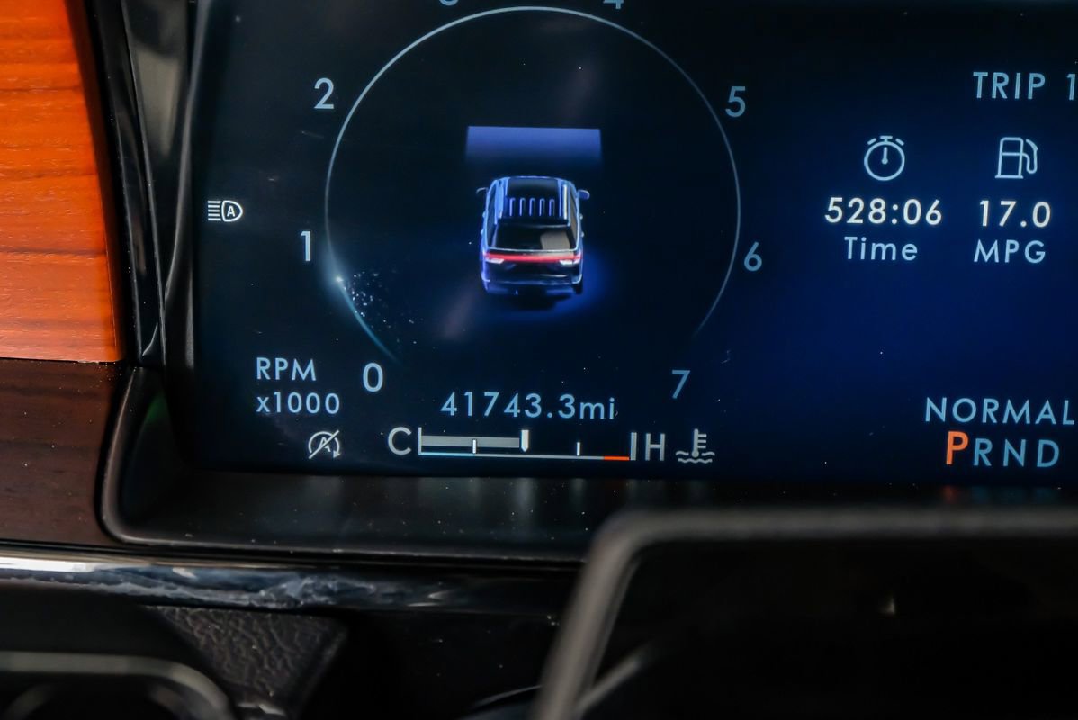 Used 2024 Lincoln Navigator Reserve AWD/4WD image 19