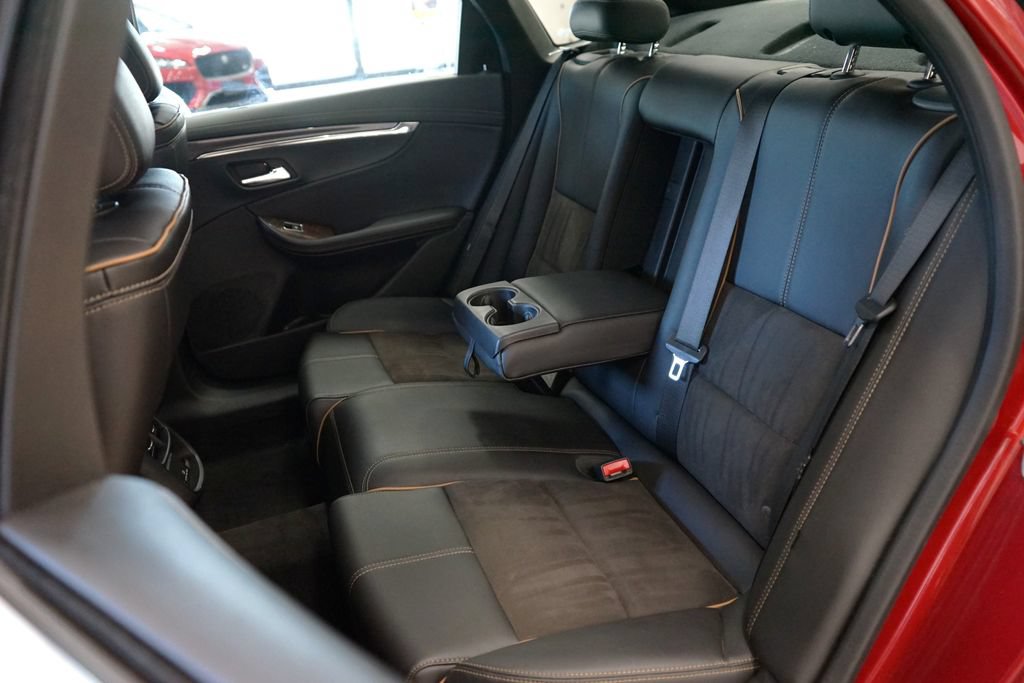 Used 2015 Chevrolet Impala LT FWD image 43