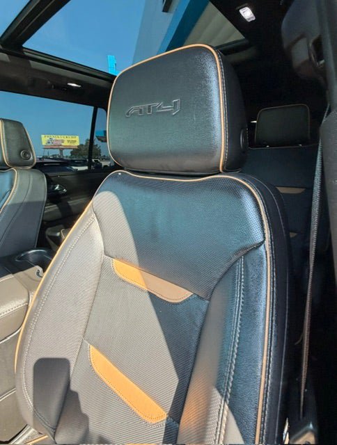 Used 2024 GMC Yukon AT4 w/ Technology Package AWD/4WD image 16