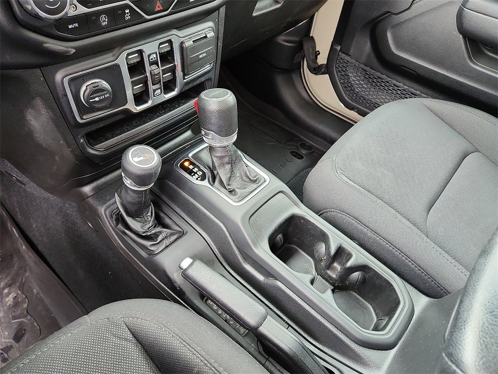 Used 2022 Jeep Gladiator Sport image 25