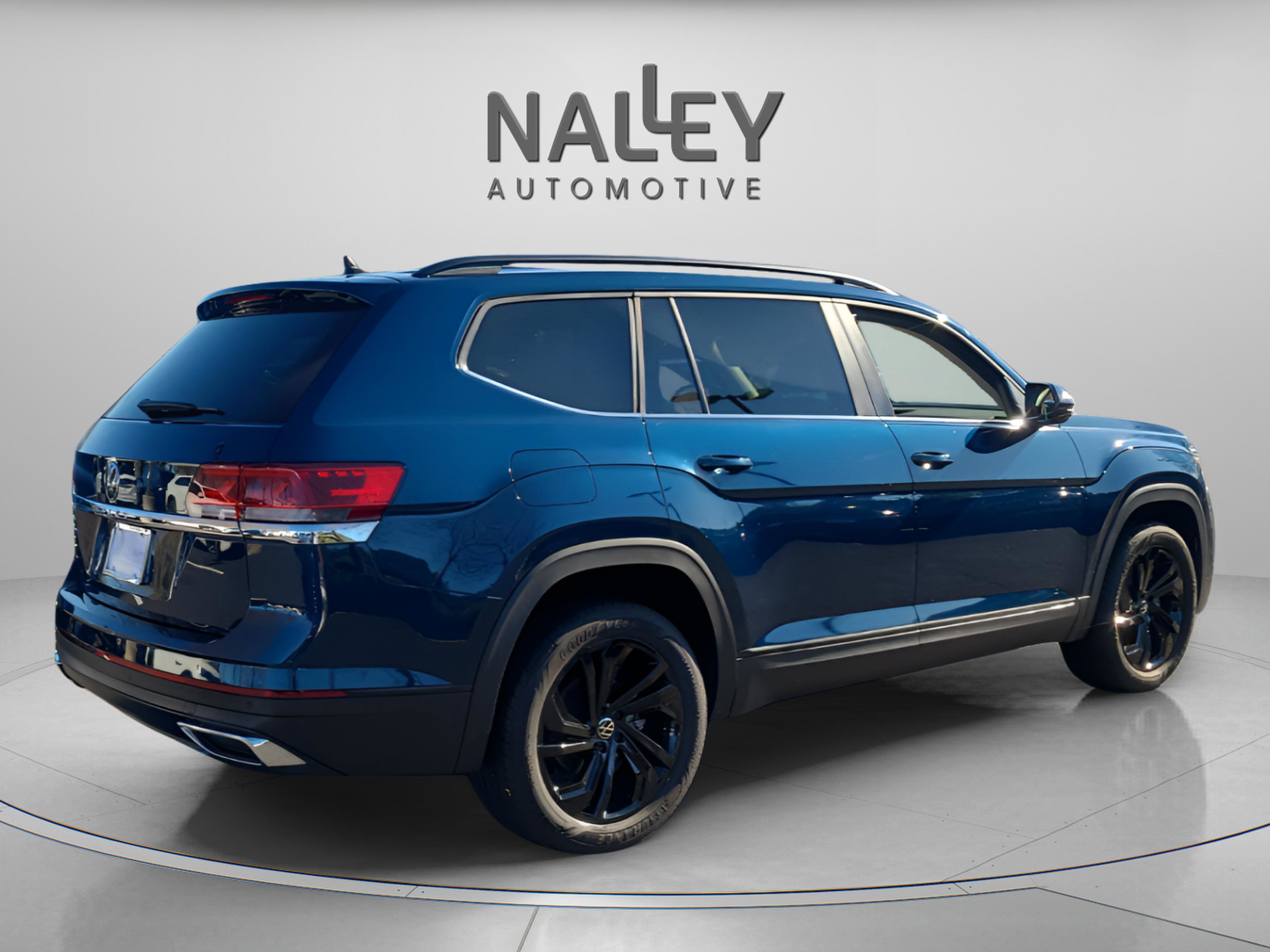 Used 2023 Volkswagen Atlas SE image 5