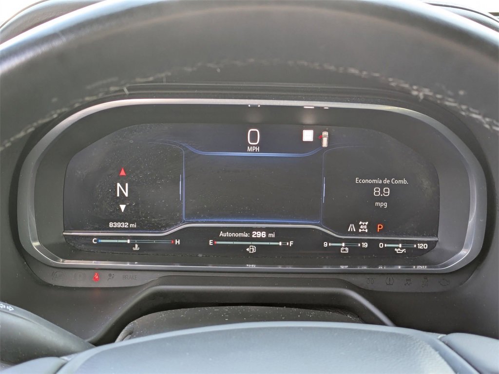 Used 2023 Chevrolet Suburban Premier image 21