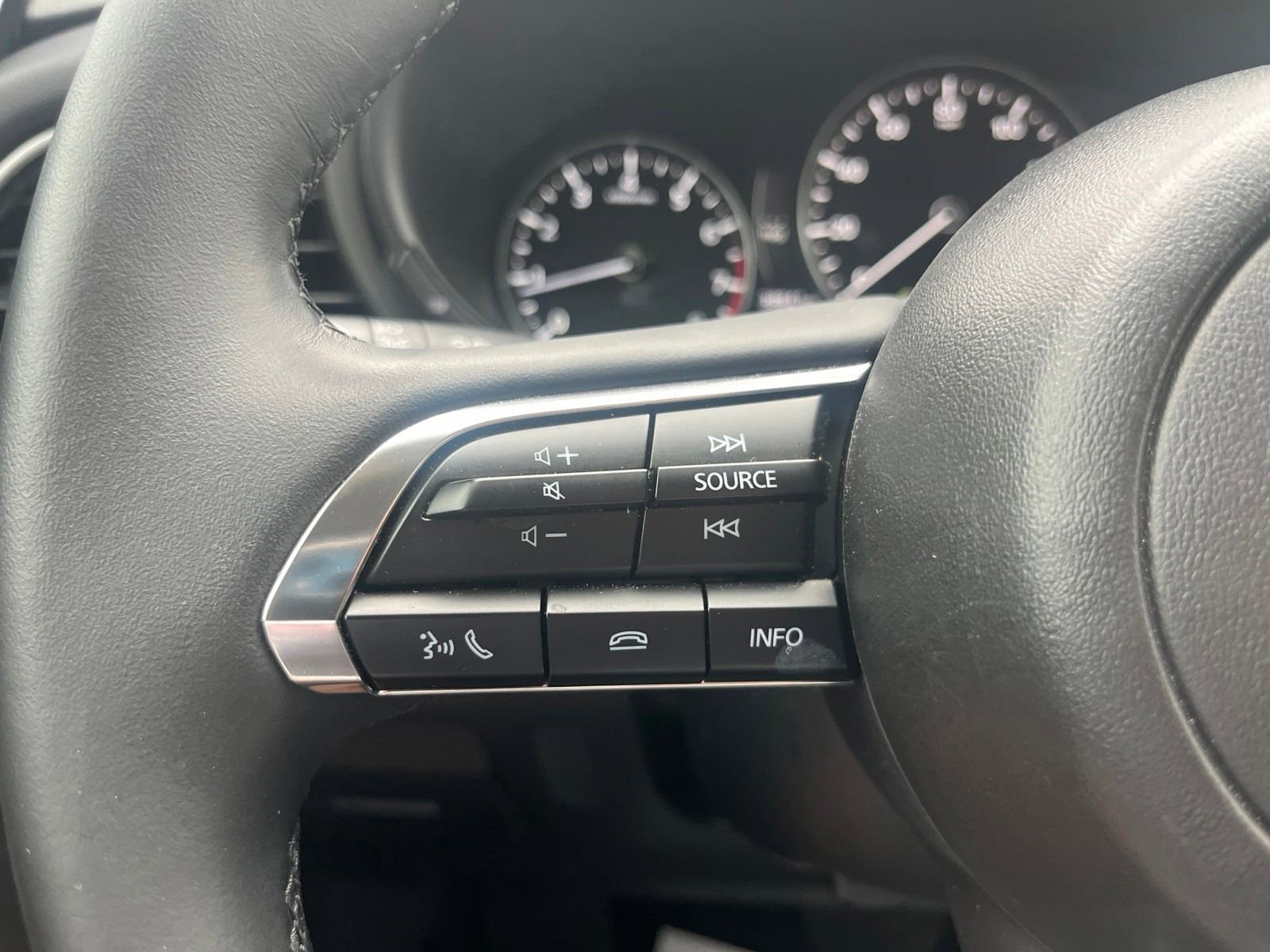 Used 2025 MAZDA CX-30 AWD 2.5 S w/ Select Sport Pkg image 14