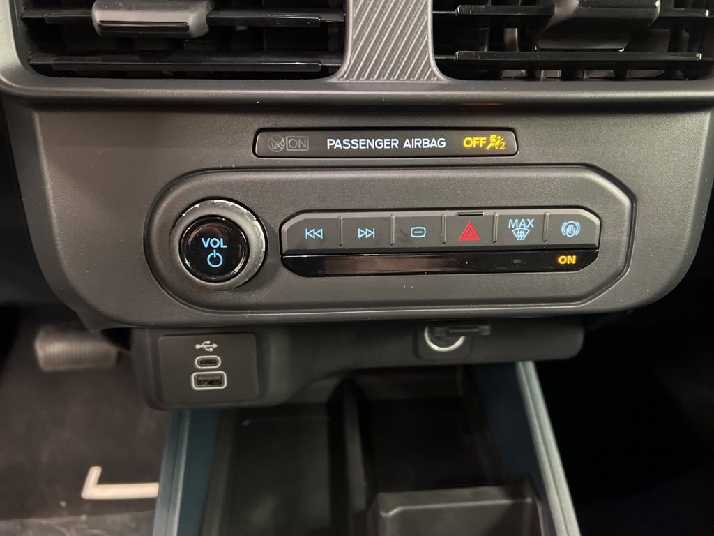 New 2026 Ford Maverick XL w/ Equipment Group 101A AWD/4WD image 13