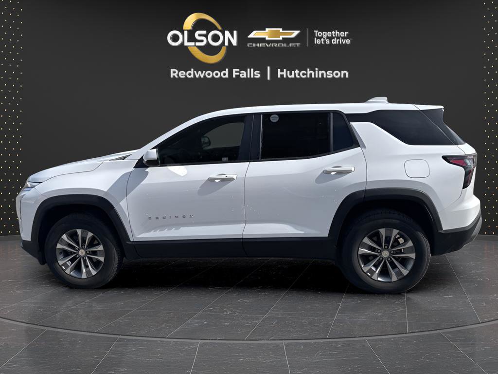 Used 2025 Chevrolet Equinox LT image 2