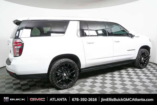 Used 2023 Chevrolet Suburban High Country image 2