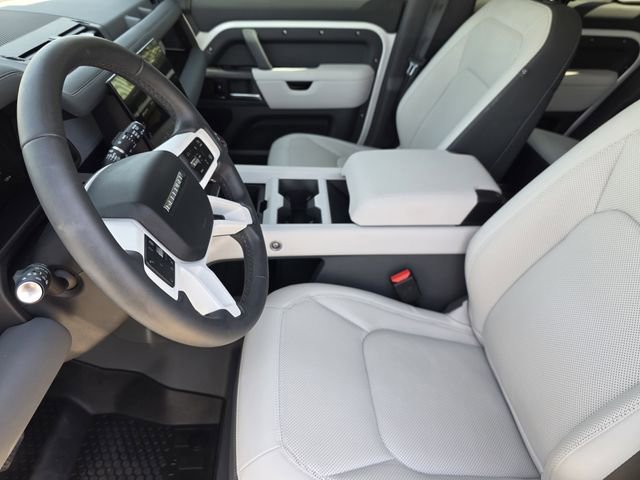 Used 2026 Land Rover Defender 110 S image 11