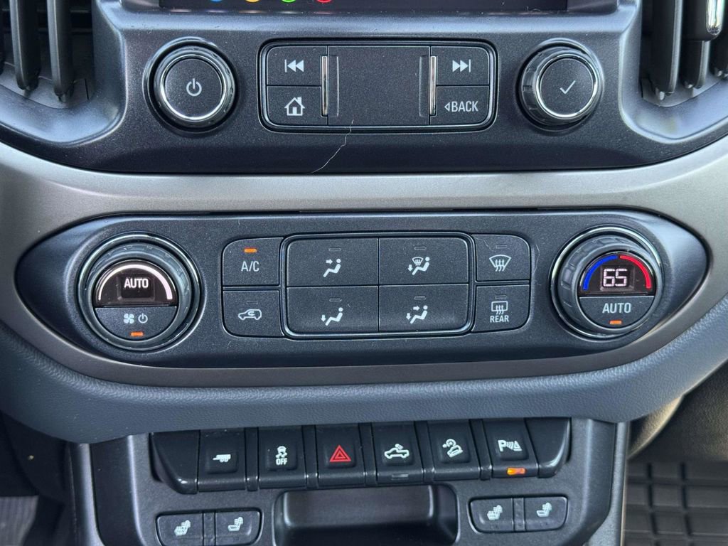 Used 2021 Chevrolet Colorado Z71 w/ Z71 Midnight Edition AWD/4WD image 5