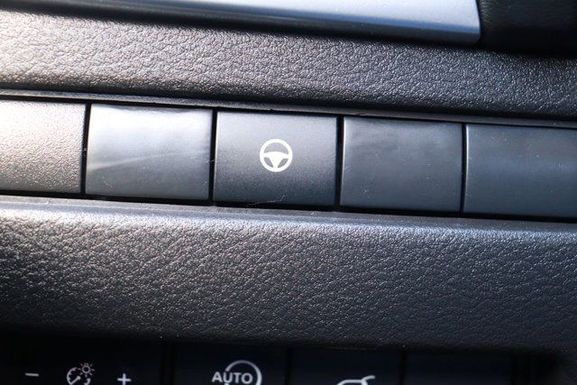 Used 2025 Nissan Rogue SV image 26