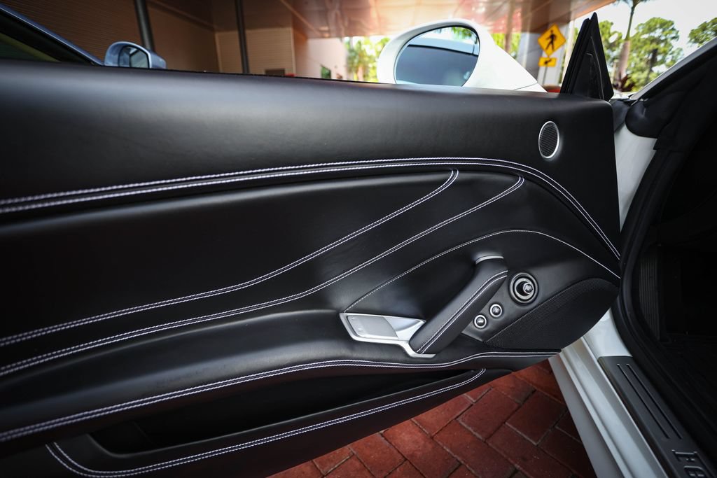 Used 2015 Ferrari California T RWD image 45