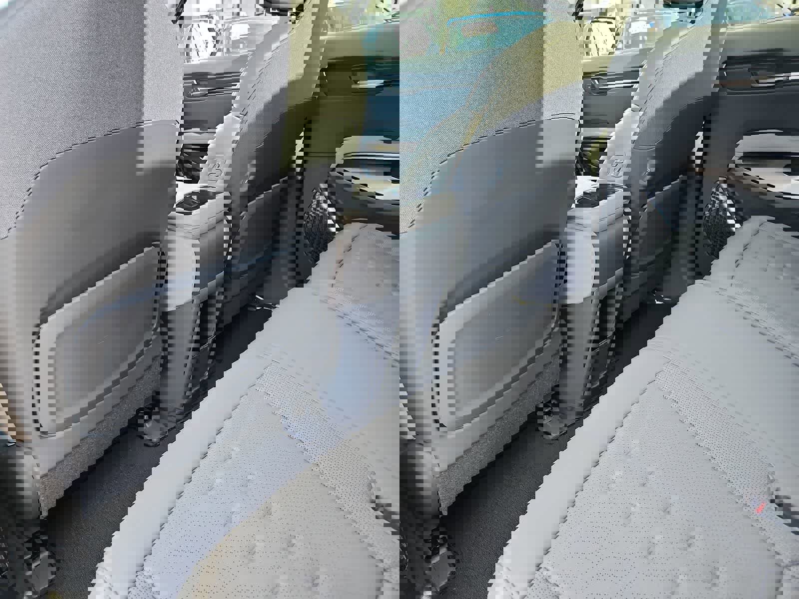 Used 2024 Kia EV9 Wind image 18