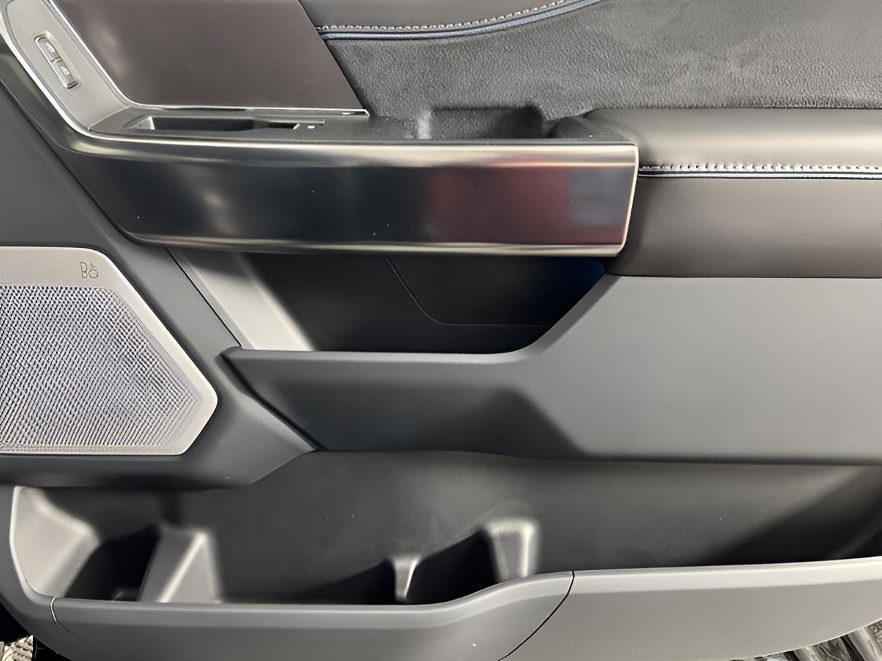 Used 2025 Ford F150 Platinum w/ Equipment Group 702A High image 27