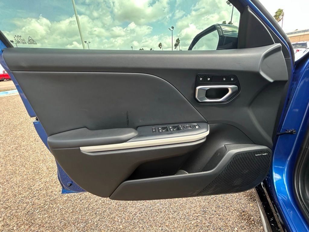 Used 2025 Kia K4 GT-Line w/ GT-Line Premium Package image 10