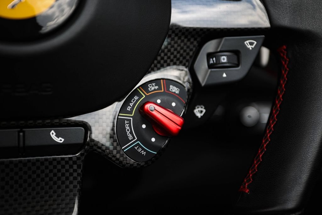 Certified 2022 Ferrari 812 GTS RWD image 36