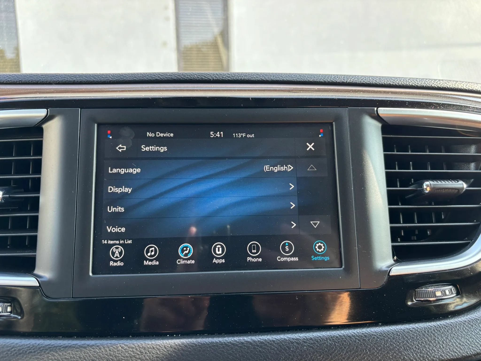 Used 2021 Chrysler Voyager L FWD image 31