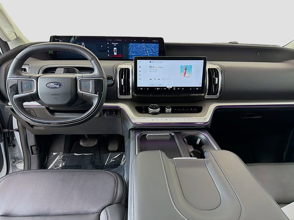 Used 2025 Ford Expedition Platinum AWD/4WD image 31