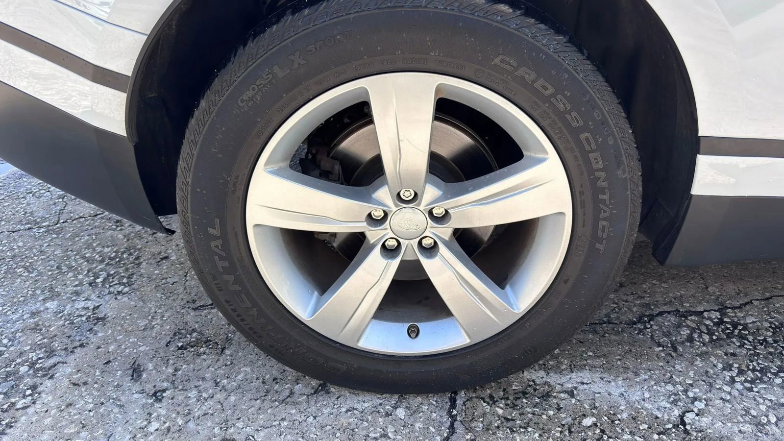 Used 2020 Land Rover Range Rover Velar S image 23