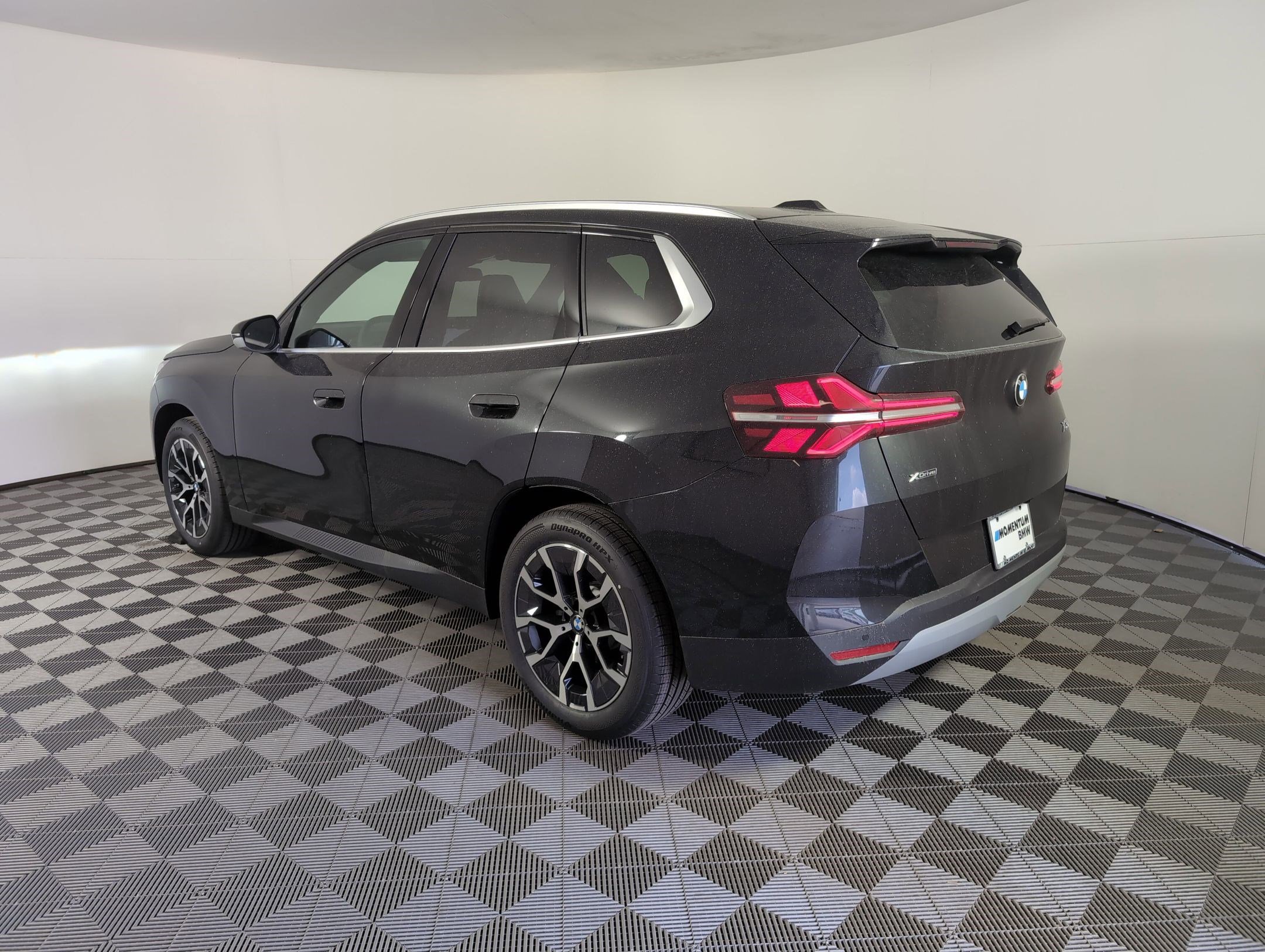 Used 2025 BMW X3 xDrive30i image 3