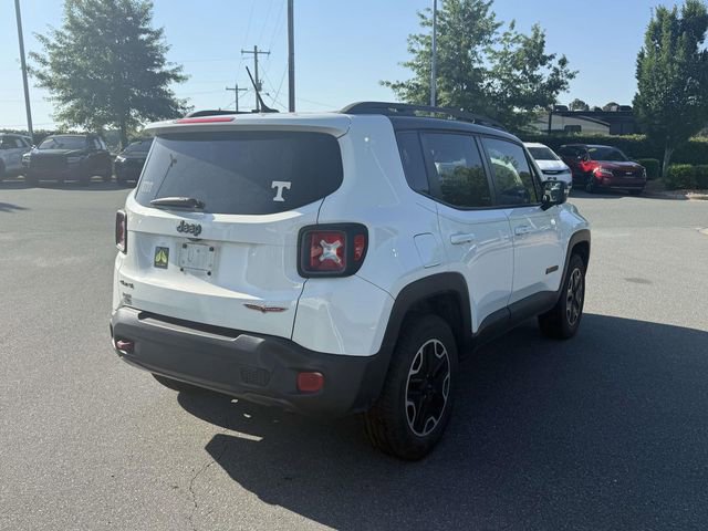 Used 2016 Jeep Renegade Trailhawk AWD/4WD image 6