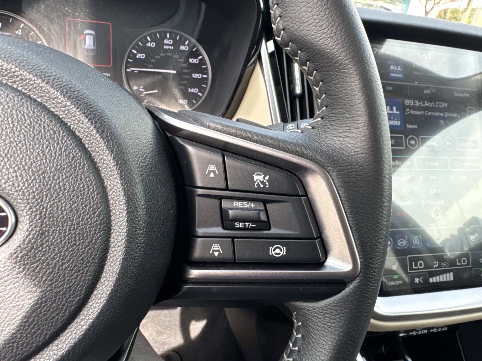 Used 2025 Subaru Outback Premium image 30