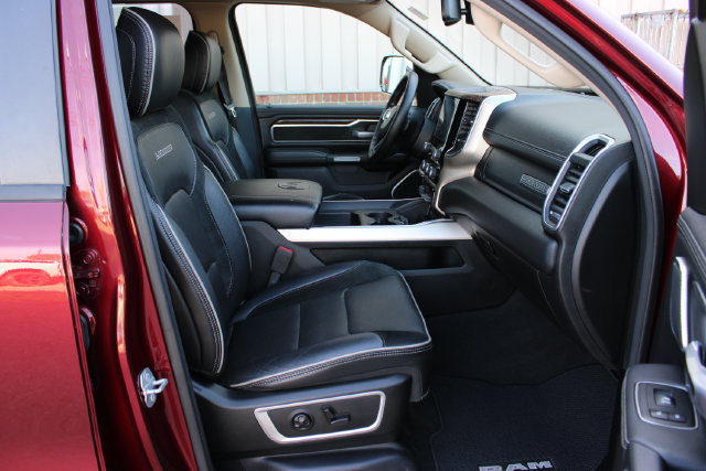 Used 2019 RAM 1500 Laramie AWD/4WD image 49