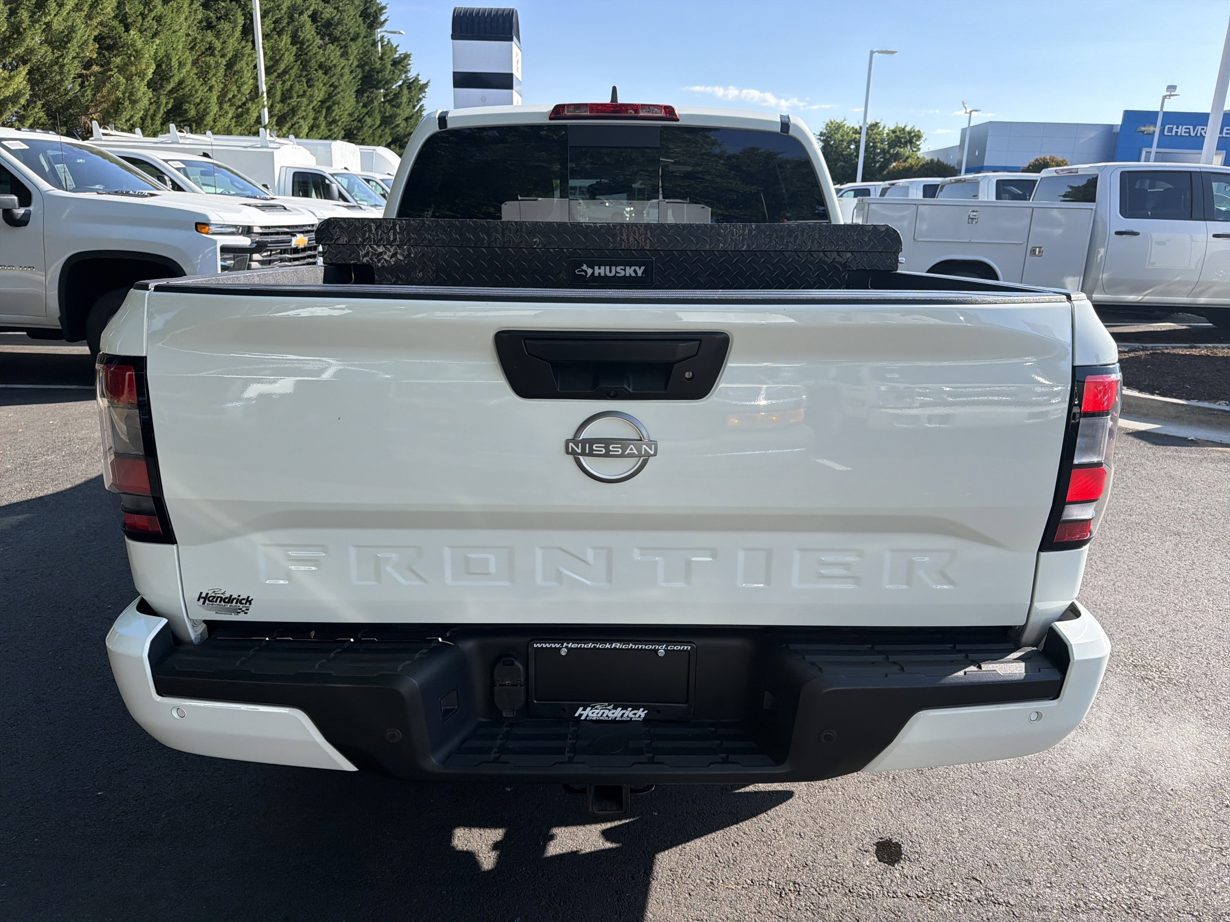Used 2025 Nissan Frontier SV w/ SV Convenience Package RWD image 9