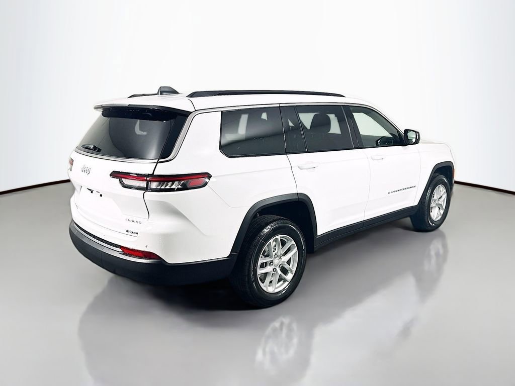 New 2026 Jeep Grand Cherokee L Laredo image 7