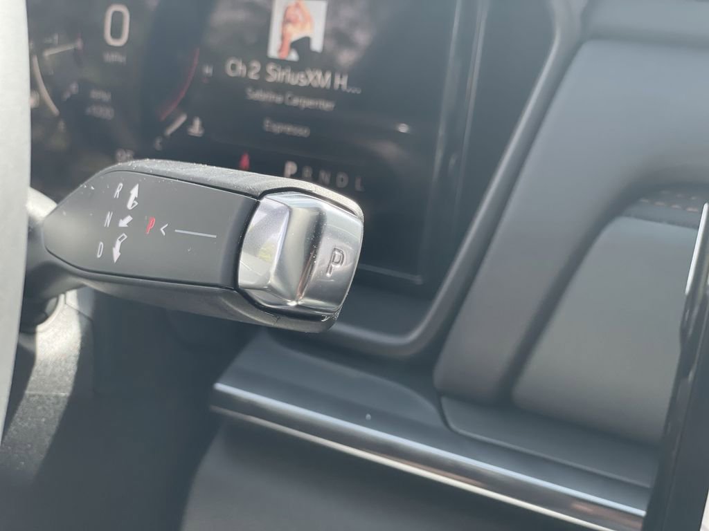 New 2026 GMC Terrain AT4 w/ LPO, Floor Liner Package image 21