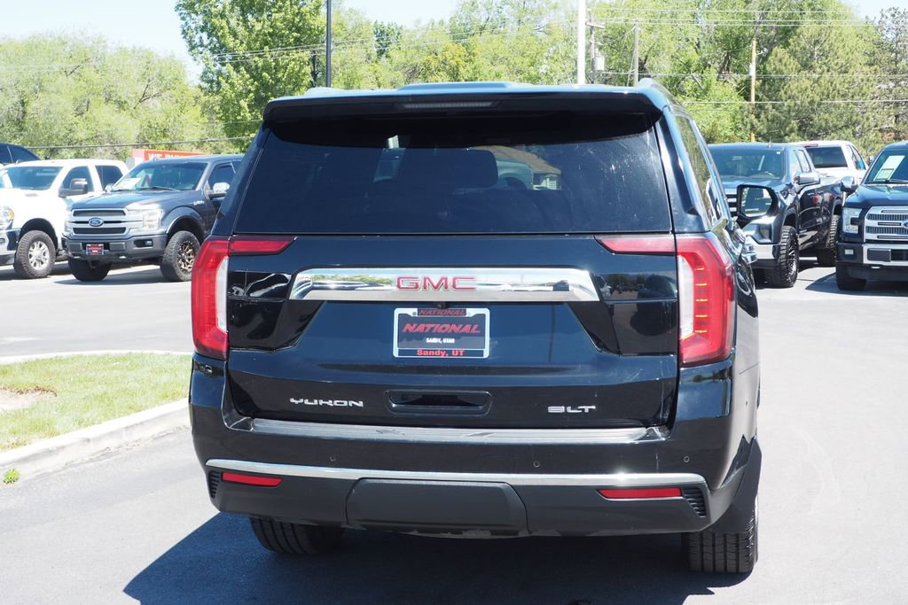 Used 2022 GMC Yukon XL SLT w/ SLT Luxury Package AWD/4WD image 6