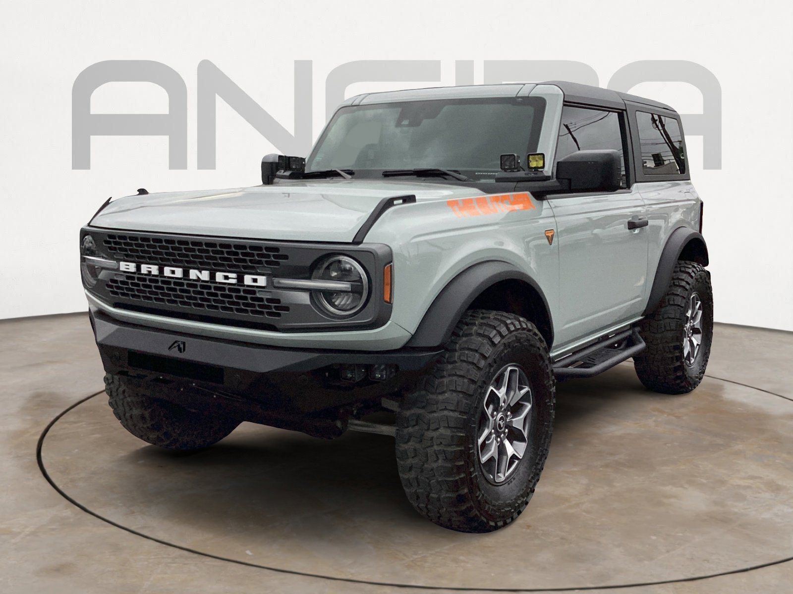 Used 2023 Ford Bronco Badlands image 9