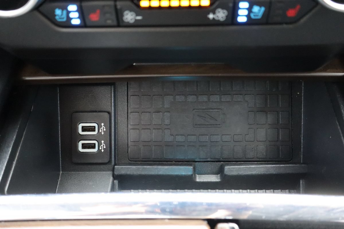 Used 2019 Ford Expedition Platinum AWD/4WD image 28