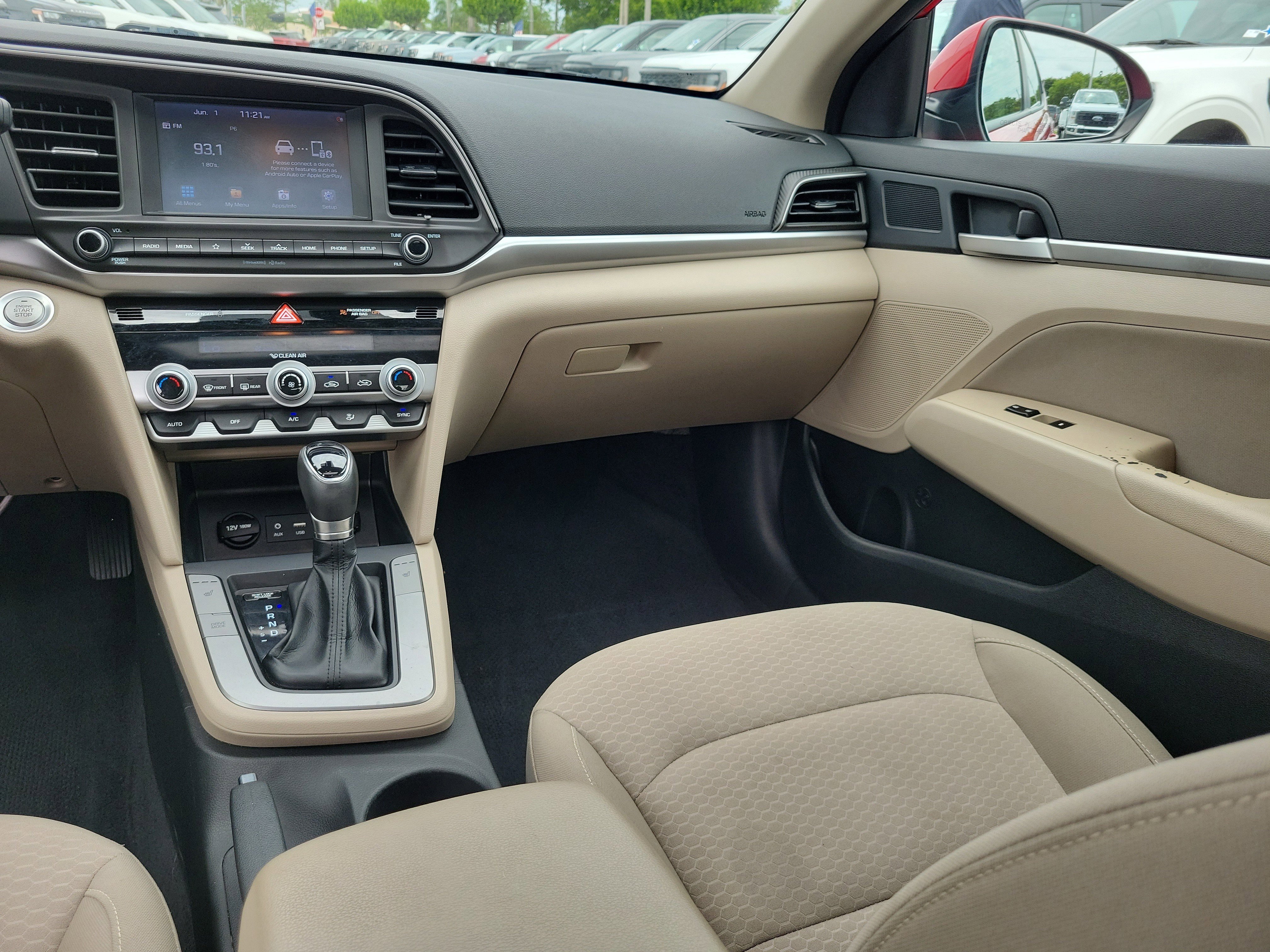 Used 2020 Hyundai Elantra Value Edition w/ Cargo Package (C1) FWD image 16