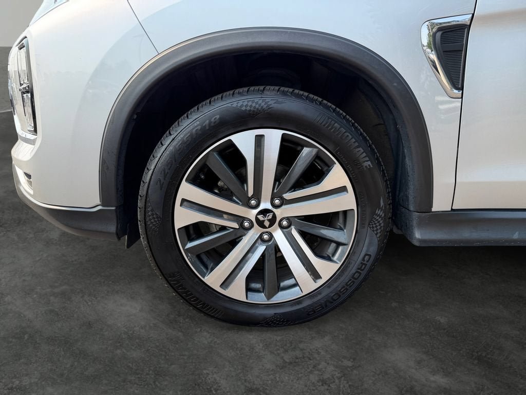 Used 2021 Mitsubishi Outlander Sport SE FWD image 4
