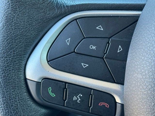 Certified 2023 Jeep Renegade Limited image 14