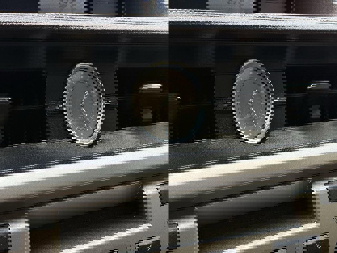 Used 2016 Lexus ES 350 w/ Luxury Package w/Wood Trim FWD image 20